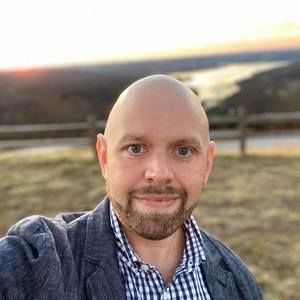 Meet your Posher, Clifford